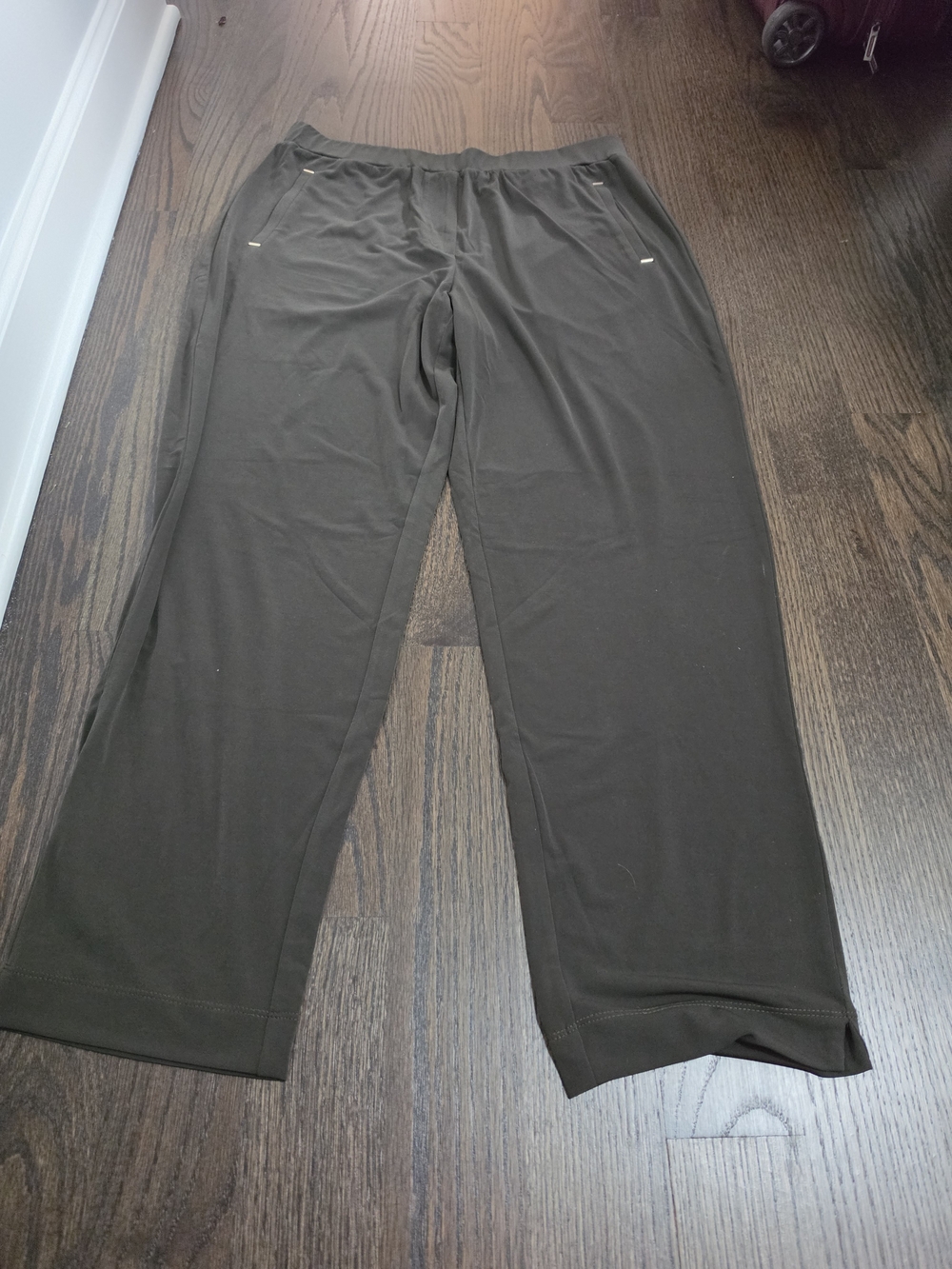 Susan Graver Extreme Olive Green Liquid Knit Pants